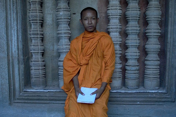 ANGKOR WAT, CAMBODIA - 2004