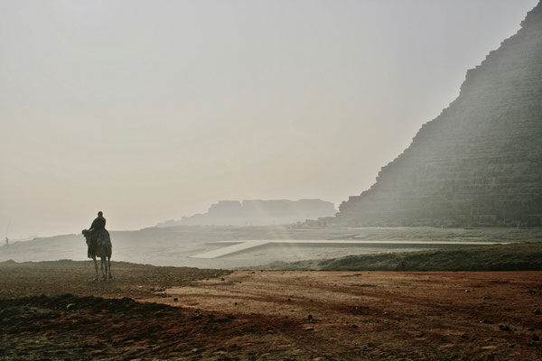 GIZEH, EGYPT - 2011