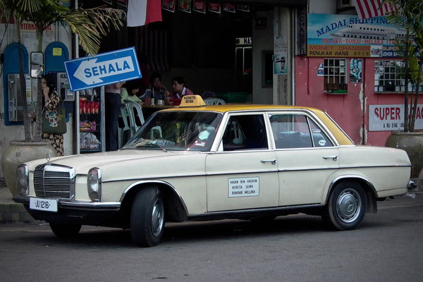 MELAKKA, MALAYSIA - 2002