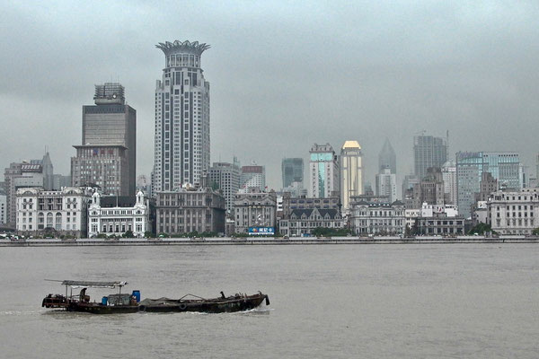 SHANGHAI, CHINA - 2002