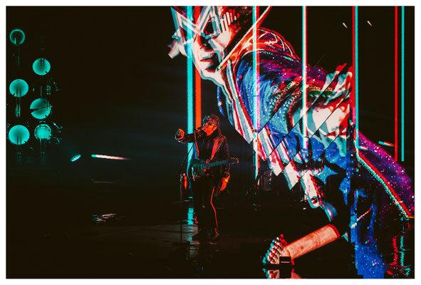 M  -  Matthieu Chedid