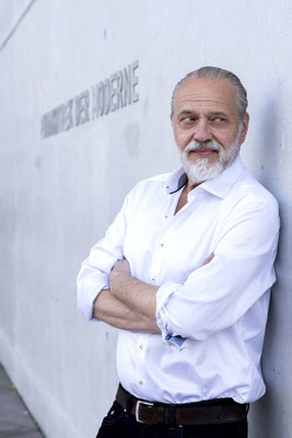 Jan-Gregor Kremp