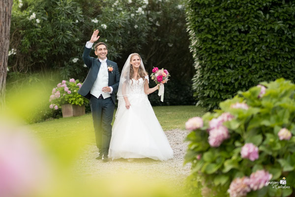  Fabrizio e Sara arrivano felici e innamorati nel verde di Tenuta Giustiniana pronti per essere festeggiati da amicie e parenti