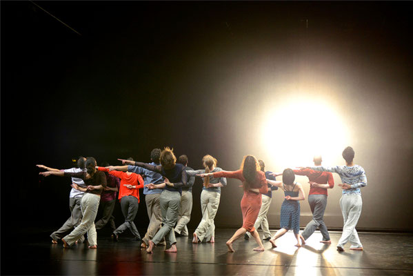 "Nemmokna"- choreography: Susanne Linke - dance: Mareike Franz_02