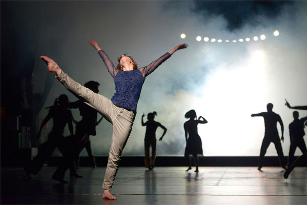 "Nemmokna"- choreography: Susanne Linke - dance: Mareike Franz_03