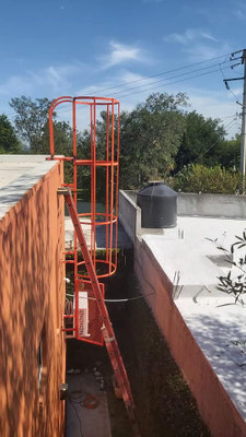 ESCALERA MARINA DE HERRERIA 28.2 "HERRERÍA DE LEÓN" MONTERREY (MAESTRO HERRERO EVERARDO DE LEÓN E HIJOS) 