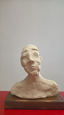 Männliche Büste, 2016, Ton, Kupferoxid, ca. 18 cm