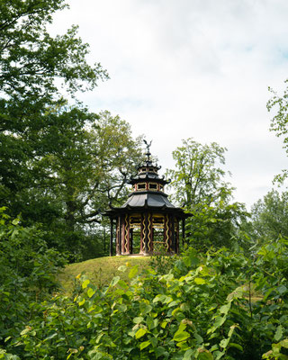Chinesicher Pavillon | 25mm (KB: 50mm) - Blende: F/8 - 1/320sek. - ISO: 200