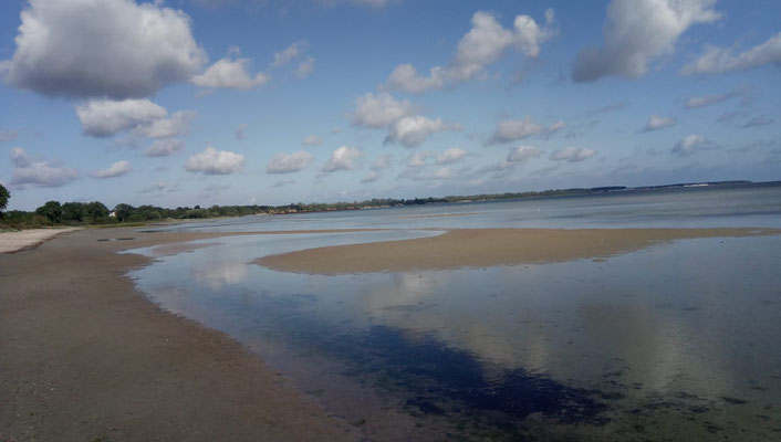 Strand ca 500m entfernt