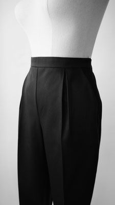 Cigarette Pants Classics 1958 in Black - Specialist for vintage dress  styles and classy 1950s dress looks - like wearing a vintage 1950s dress  but in your size!