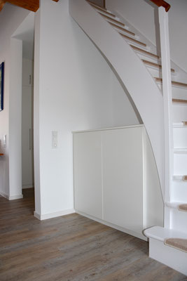 Einbauschrank Unter Einer Schrage Der Einbauschrank De
