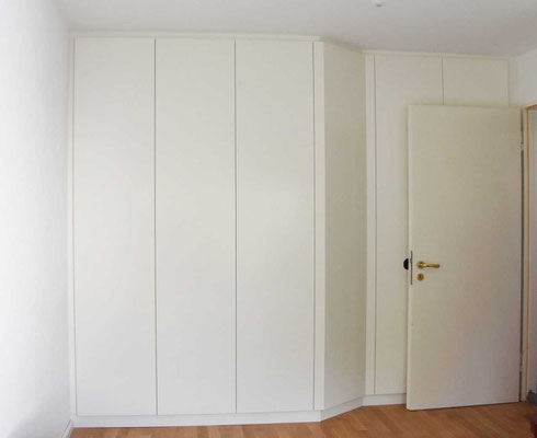 www.der-einbauschrank.de     Schlafzimmereinbauschrank weiß