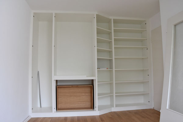 www.der-einbauschrank.de     Schlafzimmereinbauschrank weiß