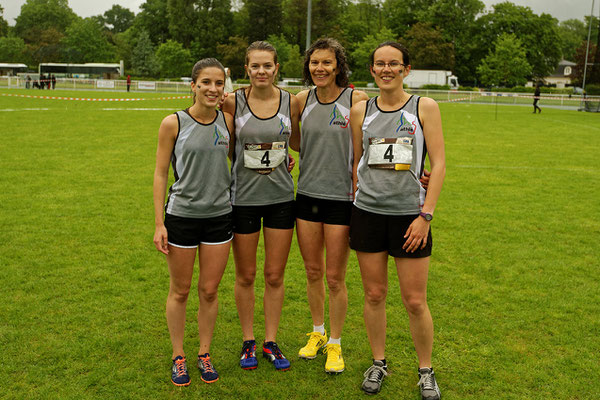 Le 4x400m féminin : Zoé, Emeline, Emilie C et Patricia