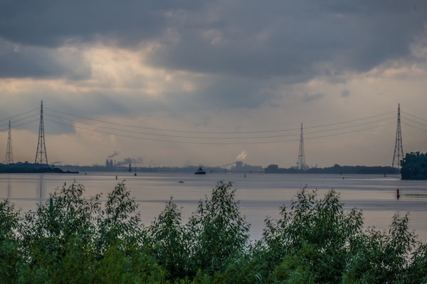An der Elbe
