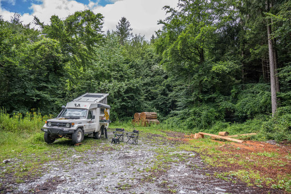 Camp im Wald