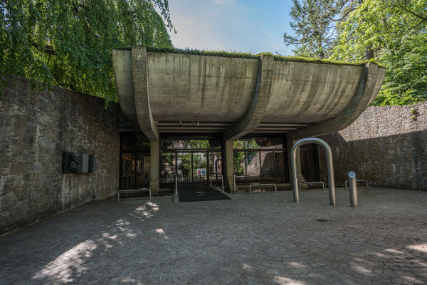 Eingang zum internationalen Uhren Museum in La-Chaux-de-Fonds