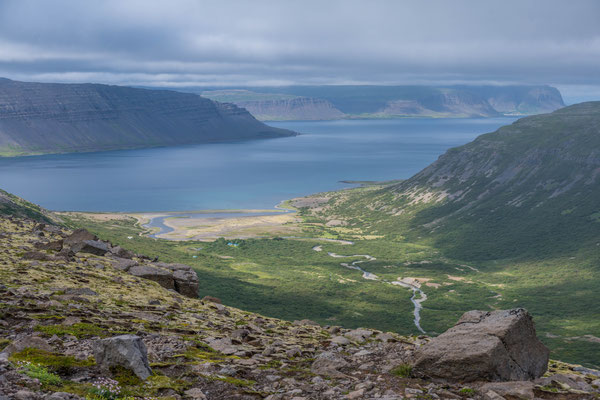 Durch die Berge zur Westfjord Südküste