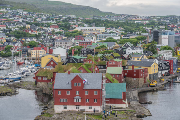 Zwischenhalt in Tórshavn, Färöer Inseln