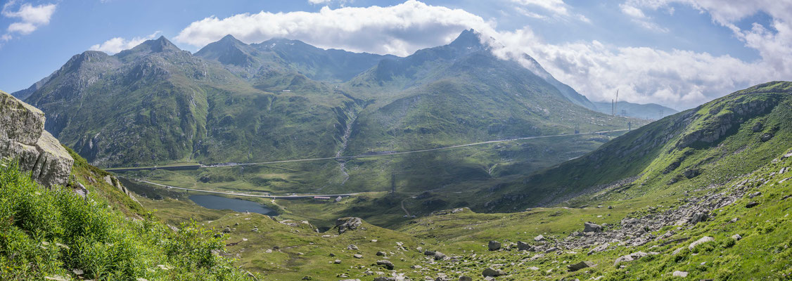 Wanderung zu den Bergseen im Gotthard Gebiet