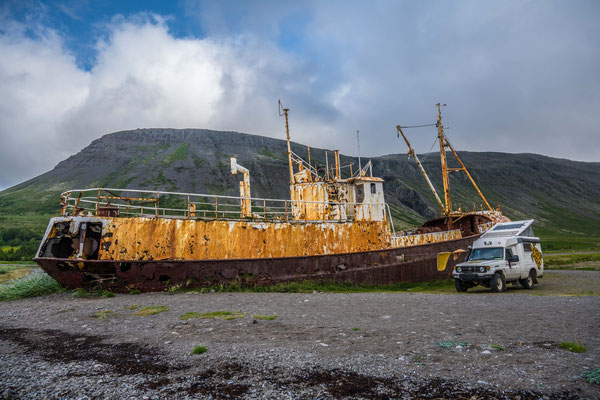 Übernachtung bei Wrack der Garðar