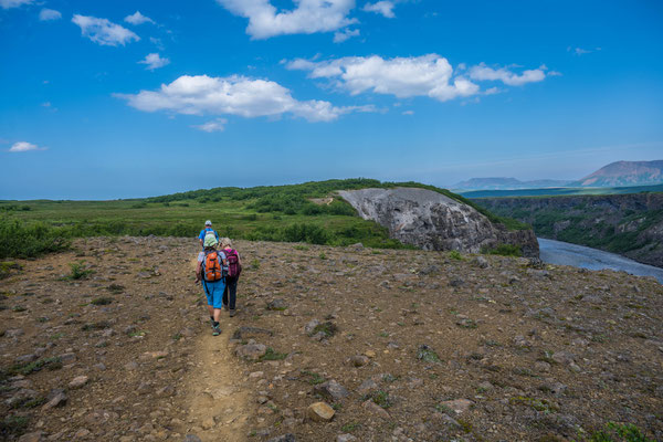 Wanderung im Asbyrgi Nationalpark