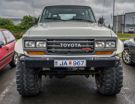 Besuch bei Arctic Trucks in Reykjavik