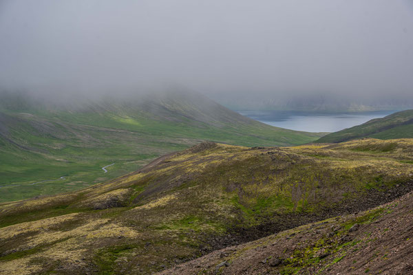 Durch die Berge zur Westfjord Südküste