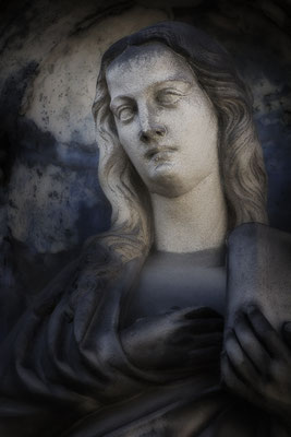 Überwinden des Schweigens - © Helga Jaramillo Arenas - Fotografie und Poesie / April 2020