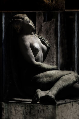 Gänzlich erschöpft II. - © Helga Jaramillo Arenas - Fotografie und Poesie / Juni 2018