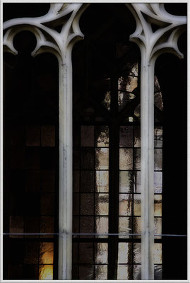 Kirchenlicht - © Helga Jaramillo Arenas - Fotografie und Poesie / Januar 2019