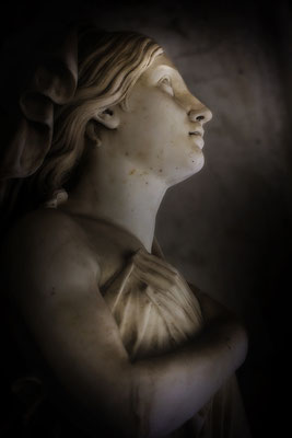 Was ist mit der Liebe(2) - © Helga Jaramillo Arenas - Fotografie und Poesie / Juni 2018