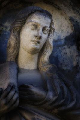 Überwinden des Schweigens - © Helga Jaramillo Arenas - Fotografie und Poesie / April 2020