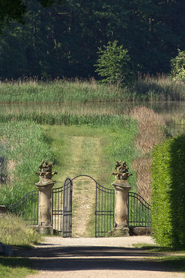 Offene Wege / Schloß Seehof Memmelsdorf - © Helga Jaramillo Arenas - Fotografie und Poesie / Juni 2015 