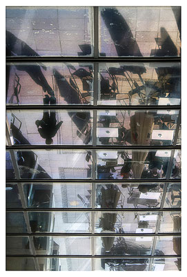 Auf den Kopf gestellt - © Helga Jaramillo Arenas - Fotografie und Poesie / April 2012