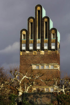 Fünf Finger gen Himmel / Darmstadt Mathildenhöhe - © Helga Jaramillo Arenas - Fotografie und Poesie / Dezember 2017 