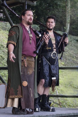 Die Spielleute Tarranis/Mittelalterfest auf der Ronneburg 2017 - © Helga Jaramillo Arenas - Fotografie und Poesie / Oktober 2017