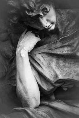 Kein Erkennen geben -  © Helga Jaramillo Arenas - Fotografie und Poesie / Februar 2023