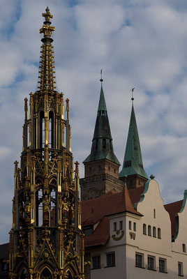 Kirchturmspitzen / Nürnberg - © Helga Jaramillo Arenas - Fotografie und Poesie / Juni 2011