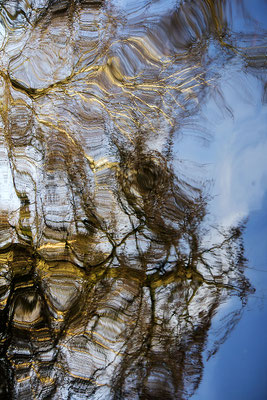 Der Blick I./Wasserspiegelung - © Helga Jaramillo Arenas - Fotografie und Poesie / Mai 2018