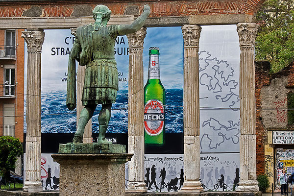 Corso di Porta Ticinese (1)  / Mailand - © Helga Jaramillo Arenas - Fotografie und Poesie / Juni 2013 