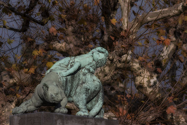 Die Entführung / Darmstadt Mathildenhöhe - © Helga Jaramillo Arenas - Fotografie und Poesie / November 2017