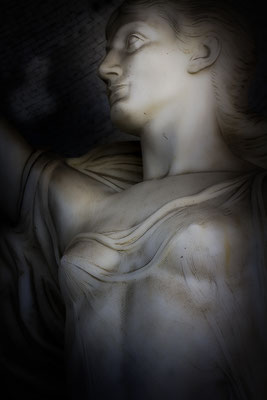 Gesunde Distanz -  © Helga Jaramillo Arenas - Fotografie und Poesie / Mai 2022