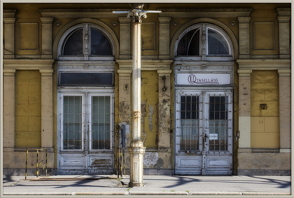 Maroder Charme / Budapest - © Helga Jaramillo Arenas - Fotografie und Poesie / Mai 2017