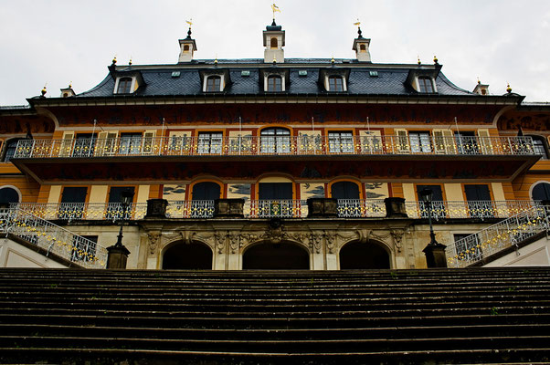 Das Schloß der Gräfin / Pillnitz - © Helga Jaramillo Arenas - Fotografie und Poesie / April 2011