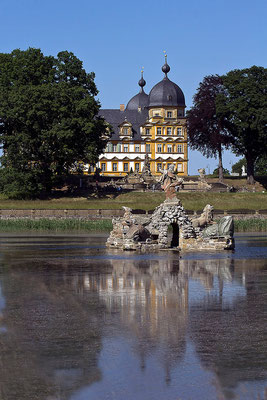 Gespiegeltes Barock (2) / Schloß Seehof Memmelsdorf - © Helga Jaramillo Arenas - Fotografie und Poesie / Juni 2015