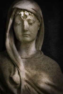 Der jeweilige Augenblick -  © Helga Jaramillo Arenas - Fotografie und Poesie / Mai 2022