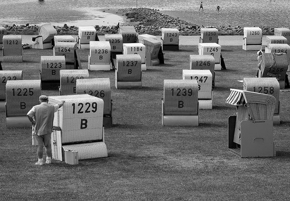 "Du hast den Farbfilm vergessen...!" - © Helga Jaramillo Arenas - Fotografie und Poesie / August 2010