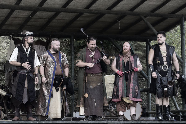 Die Spielleute Tarranis/Mittelalterfest auf der Ronneburg 2017 - © Helga Jaramillo Arenas - Fotografie und Poesie / Oktober 2017