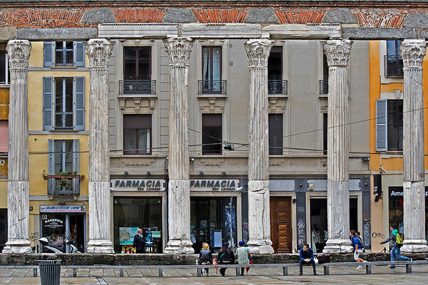 Corso di Porta Ticinese (2)  / Mailand - © Helga Jaramillo Arenas - Fotografie und Poesie / Juni 2013 